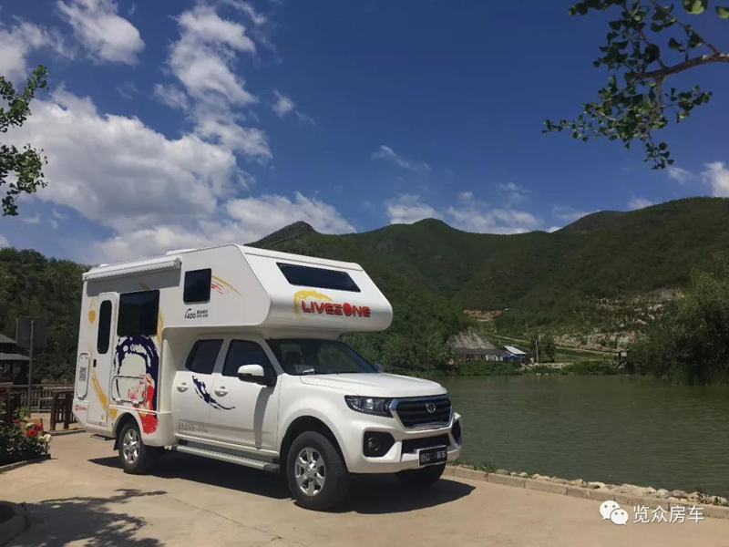 超大床還是國(guó)六汽油四驅(qū)房車，選它沒錯(cuò)